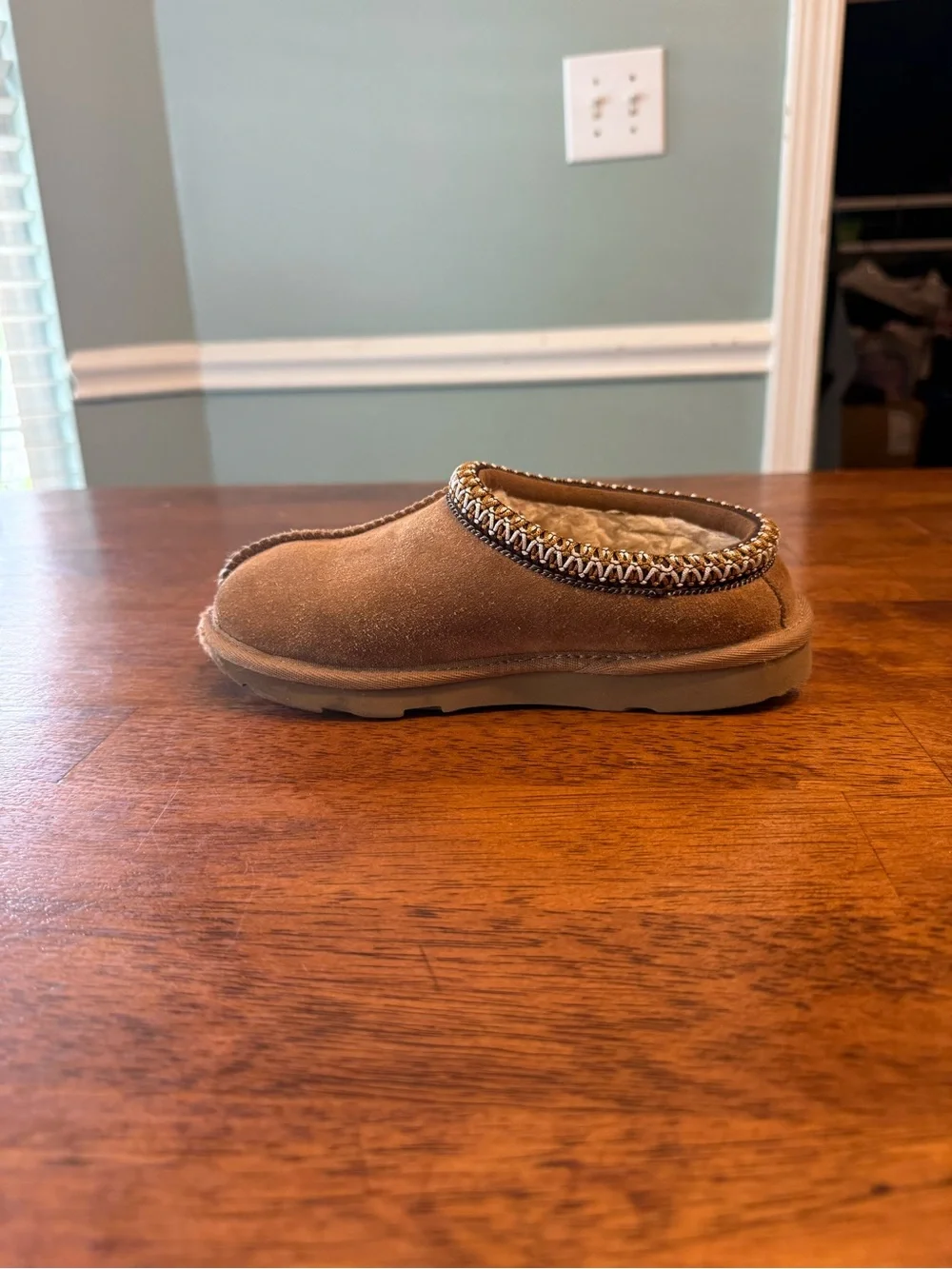 UGG Tasman II Slipper Kids Size 1 Chestnut Suede Slip On